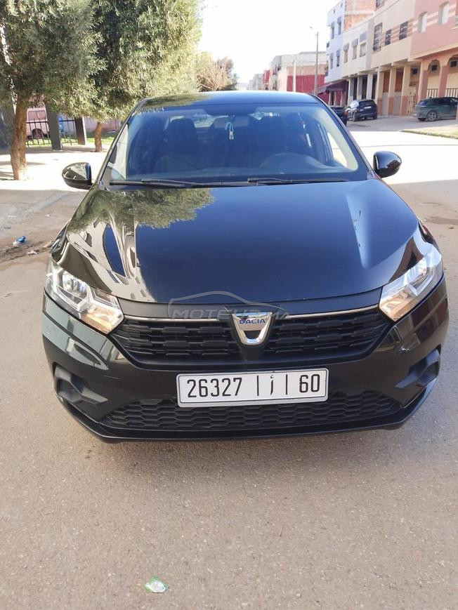 dacia Logan première mais main très bon état 