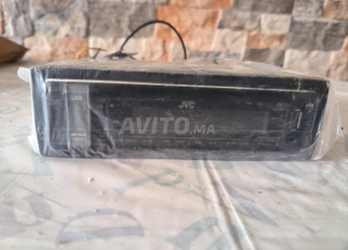 Poste radio pour tout type de voiture 