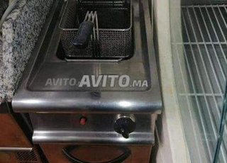 friteuse sur placard gaz 