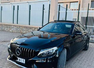 Mercedes Benz classe c220 designo