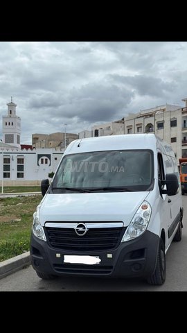 Opel Movano Diesel Manuelle 2020 à Tanger