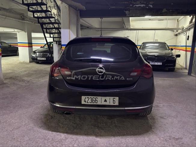 Opel Astra Diesel Automatique 2014 à Casablanca