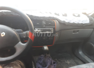 Renault 19 Essence Manuelle 1994 à Oujda