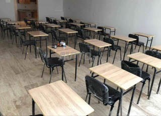 équipement scolaire \ matériel scolaire EN STOOOCK