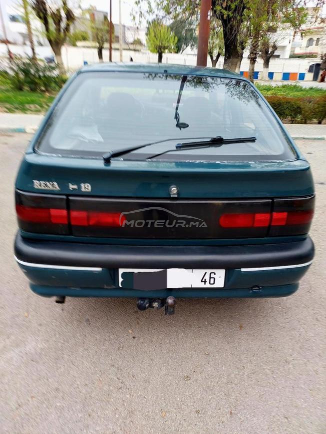 Renault 19