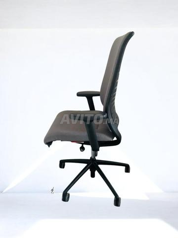 Chaise à roulette Interstuhl Hero gris