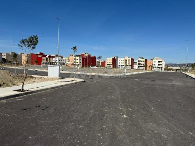 Terrains à vendre dans le lotissement Malek Issa, route de Rabat
