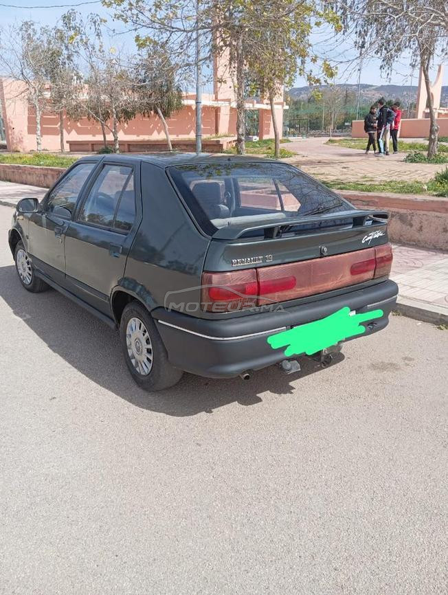 Renault R9 nqia