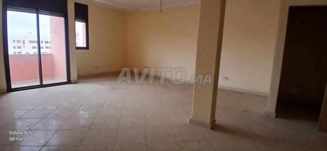 plateau de bureau a vendre a gueliz