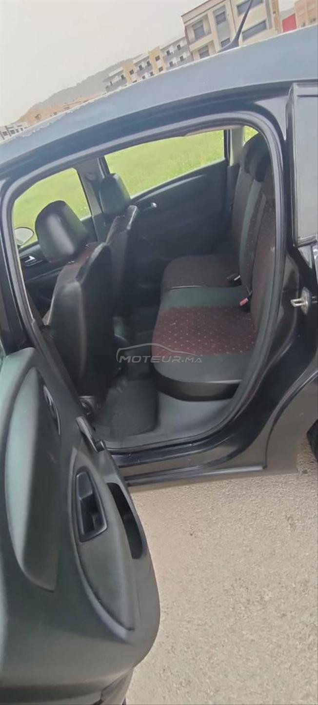 je met en vente ma belle voiture Citroën C 4 