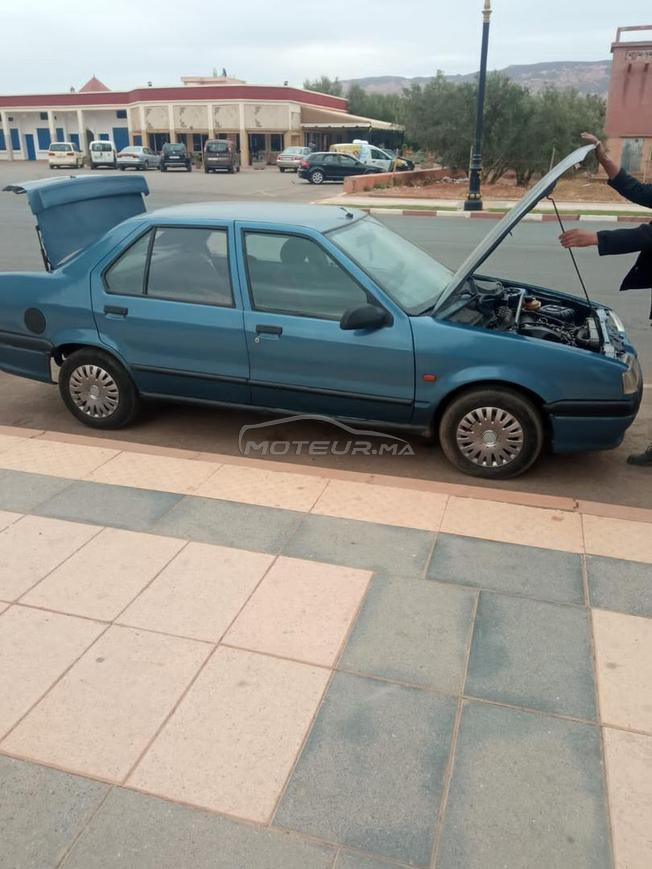 Renault 19
