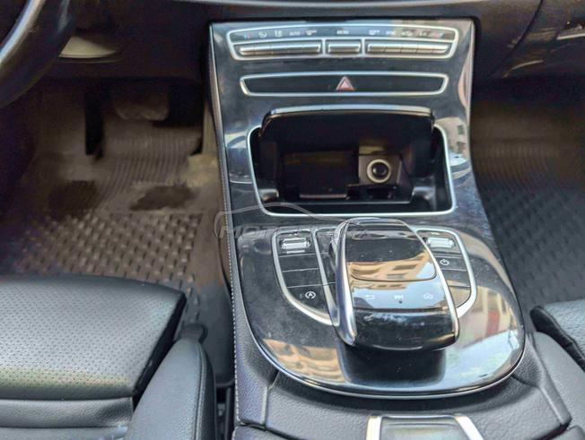 Mercedes E220