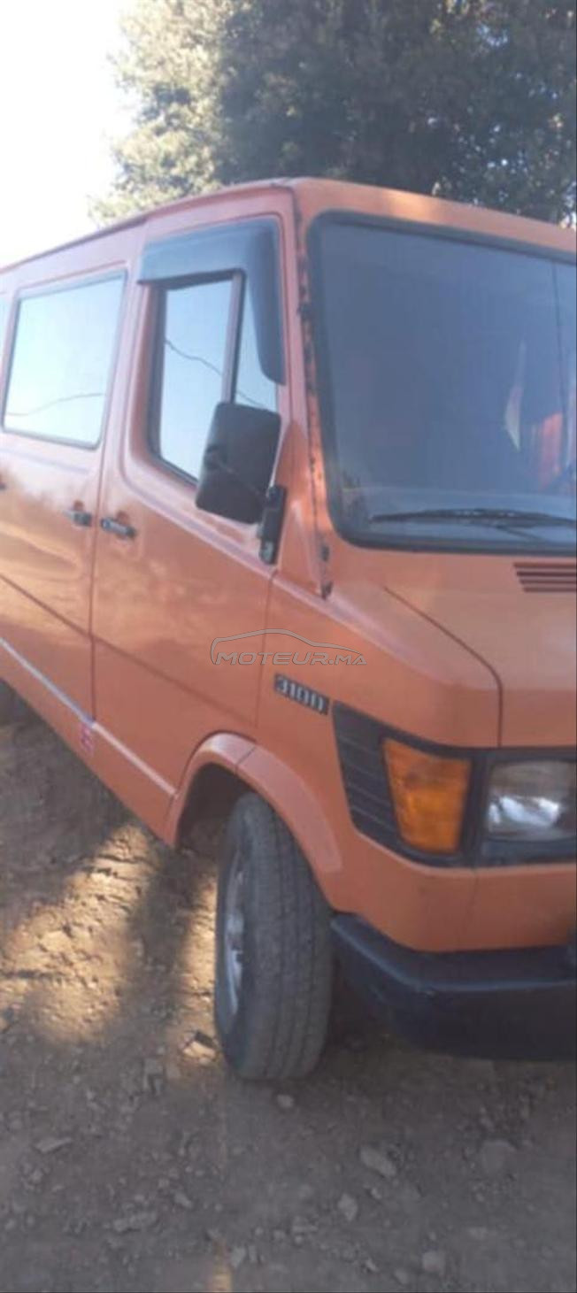 ميرسدس بنز 310د ديزل يدوي 1991 في طنجة