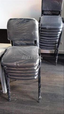 Chaise ISO avec Écritoire