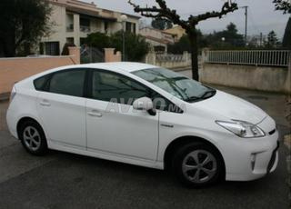 طويوطا بريوس هجين أوتوماتيك 2012 في تطوان