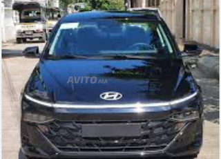 Hyundai noire à louer à Tanger