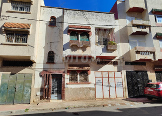 Maison 123 m² ensoleillée à vendre à Hay El Ghazali Temara