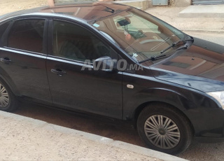 ford focus essence disponible à laayoune 