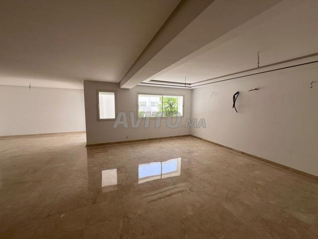 Appartement à vendre NEUF à Riad 202 m²