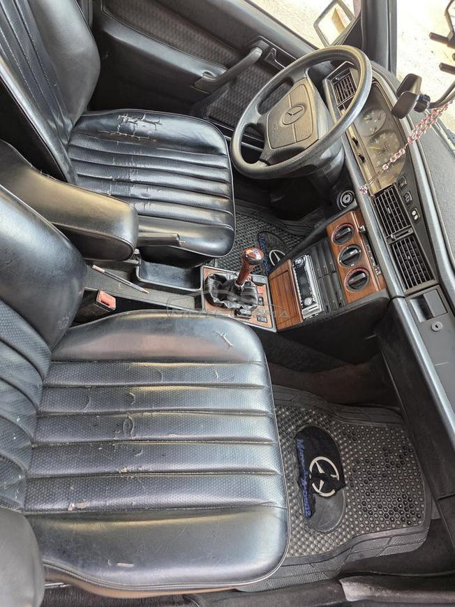 Mercedes 190D