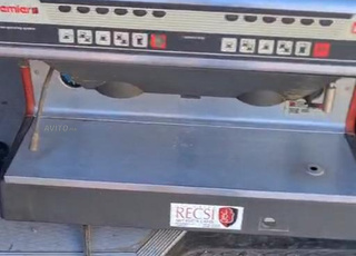 ماكينة قهوة من نوع Nuova simonelli 