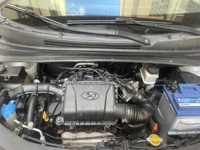 Hyundai i 10 Essence Automatique 2012 à Fès
