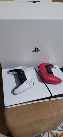 PlayStation 5 Slim 1To  2 Manettes  