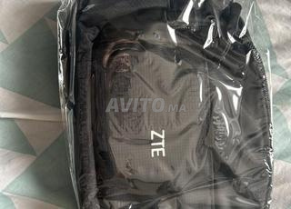 sacoche a vendre avec enballage et carton