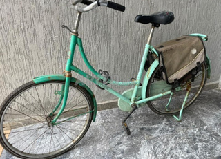 Vélo vintage avec frein à rétropédalage