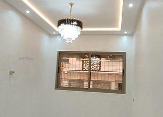 سفلية للبيع بابها بوحده جوج صالونات