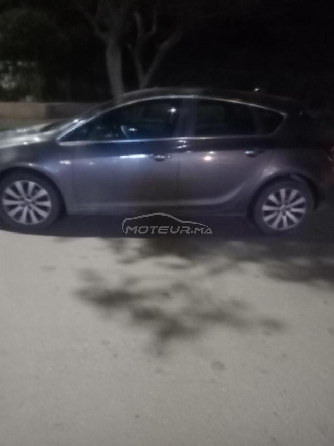 Opel Astra J