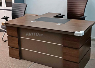 Bureau de direction / مكتب مدير