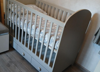 lit pour les bébés (ikea)