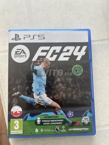 EA FC 24 et 23 PS5