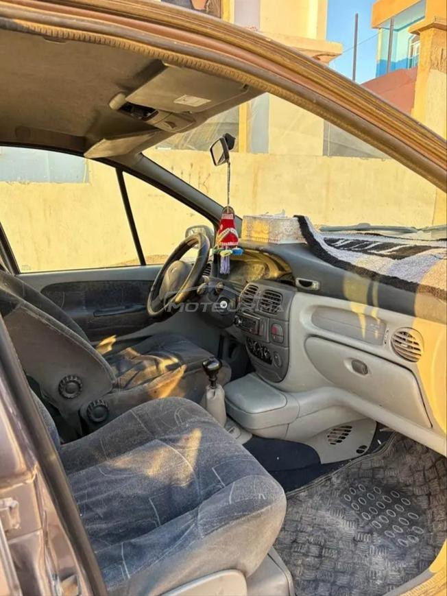 renault scenic                          رونو سينيك
