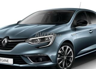 ميغان رمادية للإيجار في مراكش