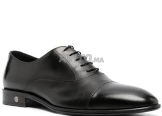 حذاء أزرق غامق