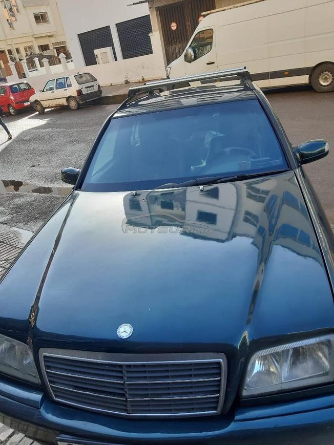 Mercedes 220 
