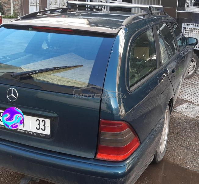 Mercedes 220 