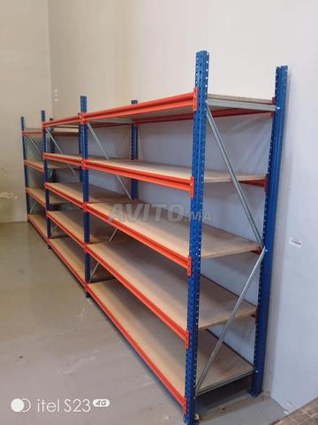 des étagères métallique de stockage semi lourd 