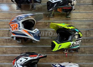 خوذة TR الاحترافية للدراجات النارية