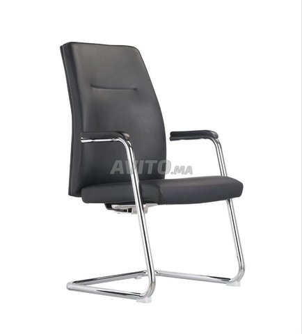 chaise visiteur en simili cuir bon qualité réf/200