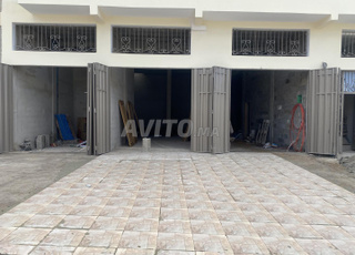 magasin commerciaux a louer 