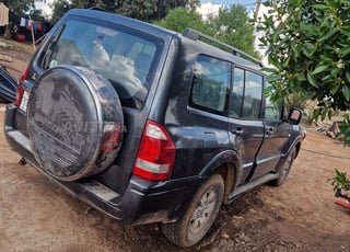 mitsubishi pajero 2005