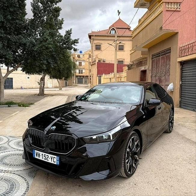 BMW Série 5 Diesel Automatique 2025 à Bounaamane