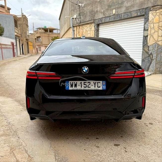 BMW Série 5 Diesel Automatique 2025 à Bounaamane
