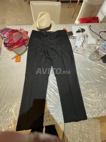 costume tres bon etat taille m a vendre