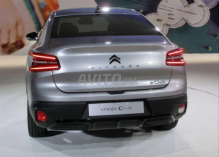 Citroën C4X à louer à Fès