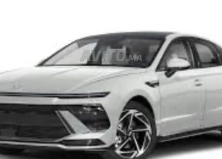 Voiture grise à louer