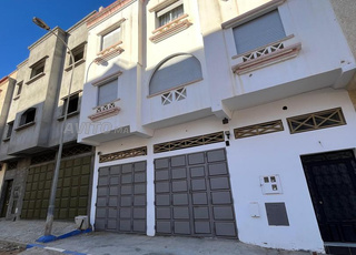  منزل للبيع يتواجد بمدينة اصيلة،تجزئة اصيلة الجديدة